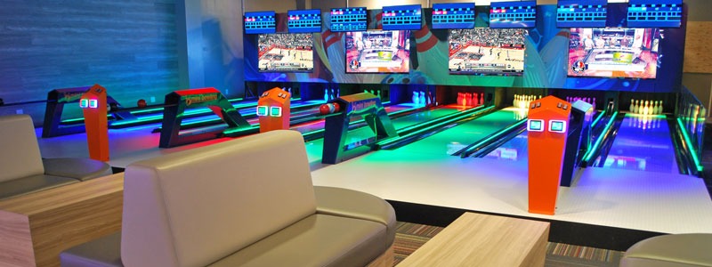 Ocoee Mini Bowling Mega Arcade Restaurant Sports Bar Parties and more near Orlando